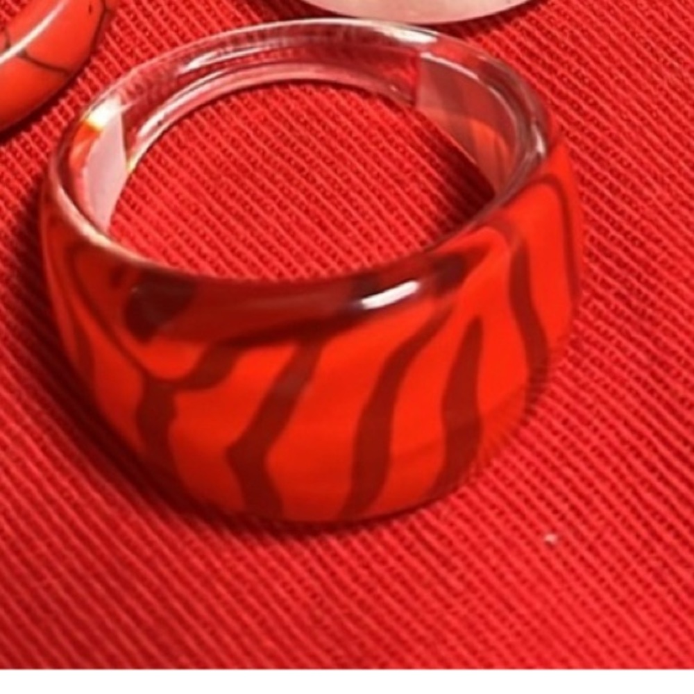 Vintage America Red and Black Zebra Resin Band Ring